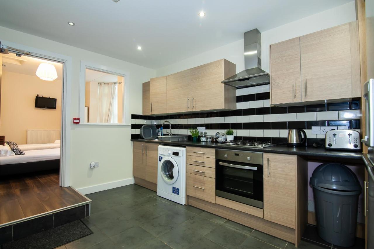 Casa Fresa Franks Serviced Accommodation Liverpool Exterior photo